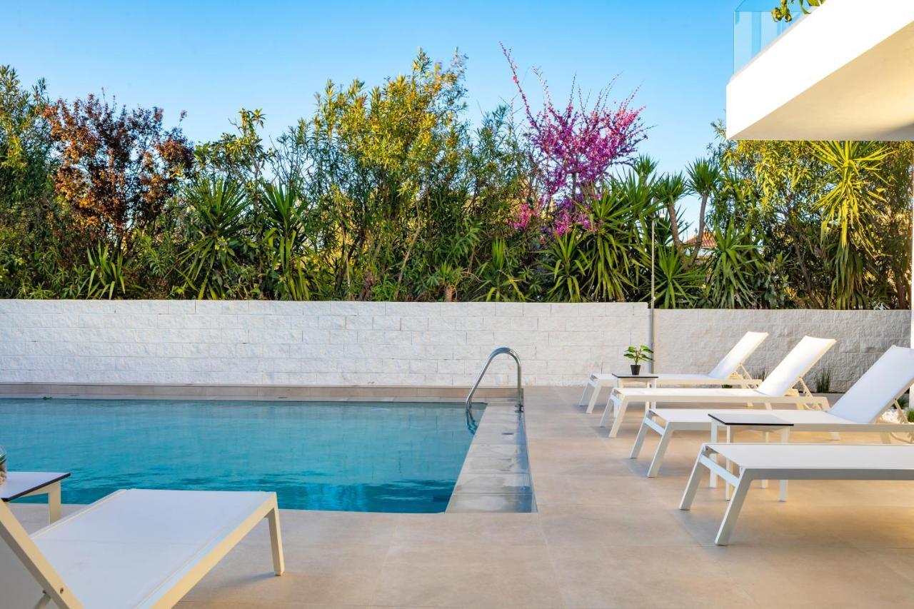 s u e ñ o - studios&apartments, with shared pool Kato Daratso Exterior foto